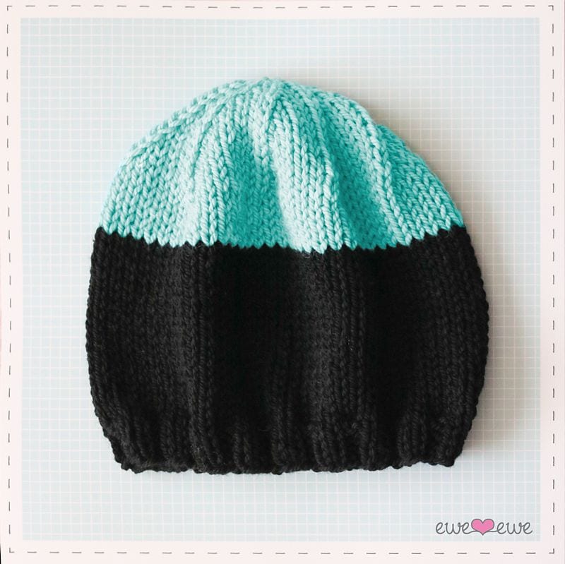 Black Dipped Beanie Free Knitting Pattern