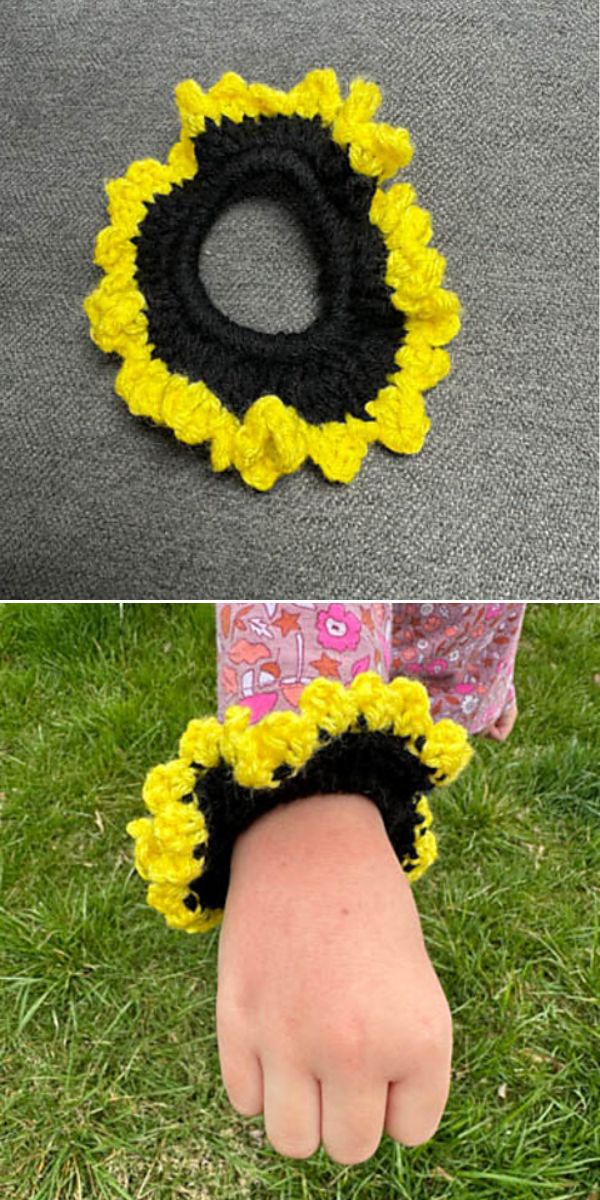 a crochet sunflower scrunchie