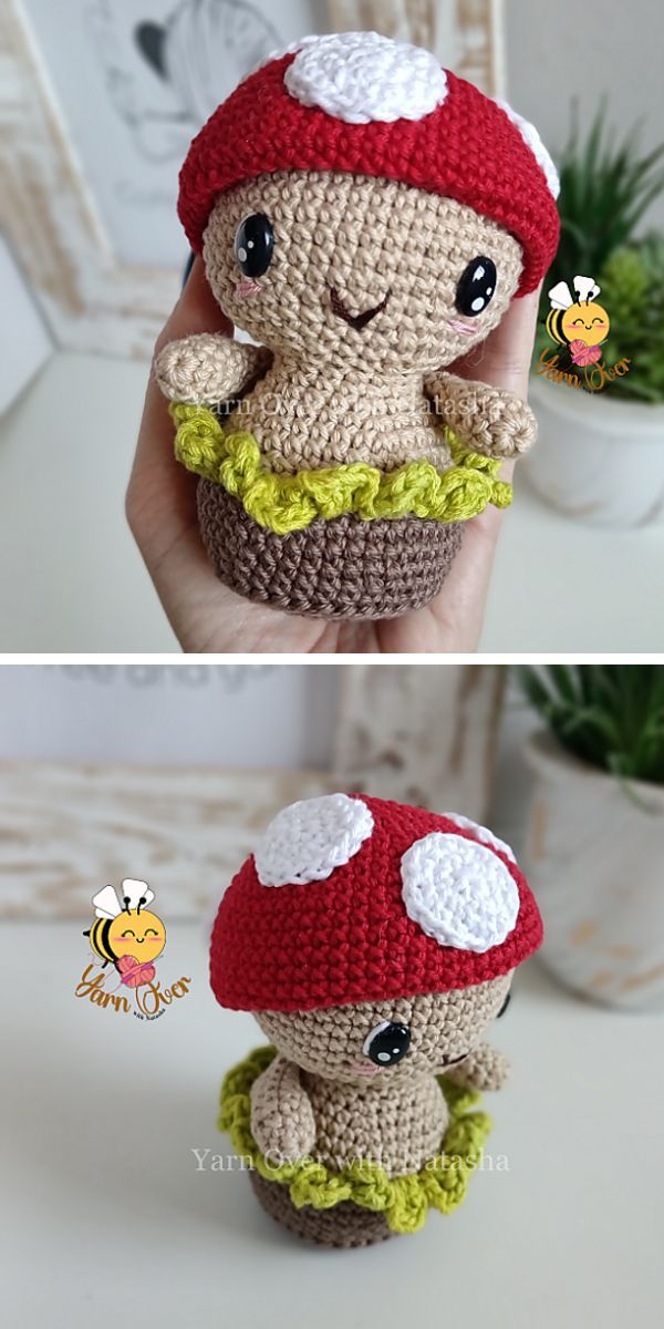 a crochet mushroom plant amigurumi