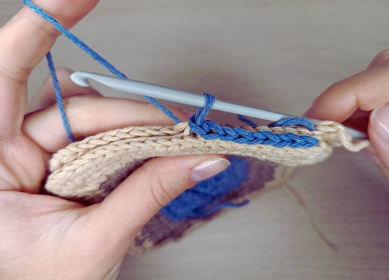 How to Slip Stitch Crochet  (sl st, slst) — Guide for Beginners