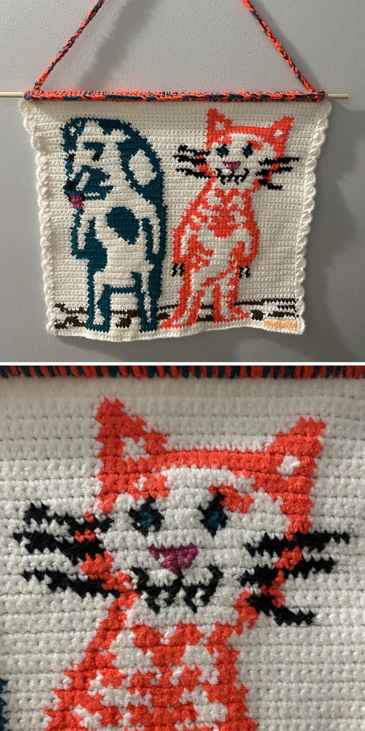 A handmade crochet wall hanging features a blue dog and an orange cat, with an up-close view focusing on the crochet details of the cat in the second image.